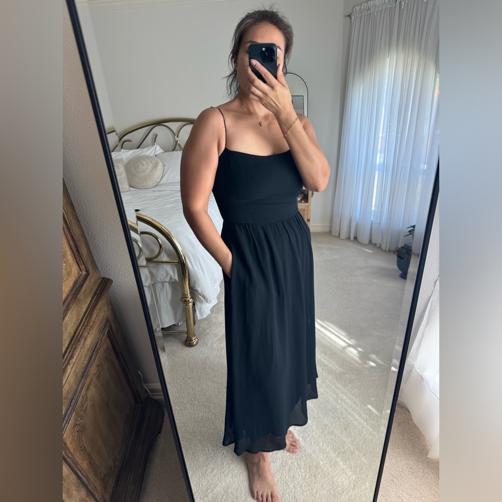 Reformation Black Flowy Spaghetti Strap Midi Dress with Pockets
